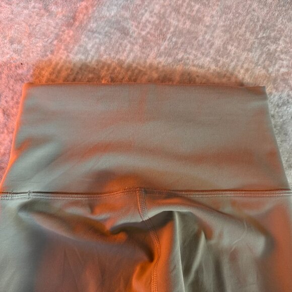 Lululemon Wunder Train High Rise Tight 25" - Picture 7 of 9